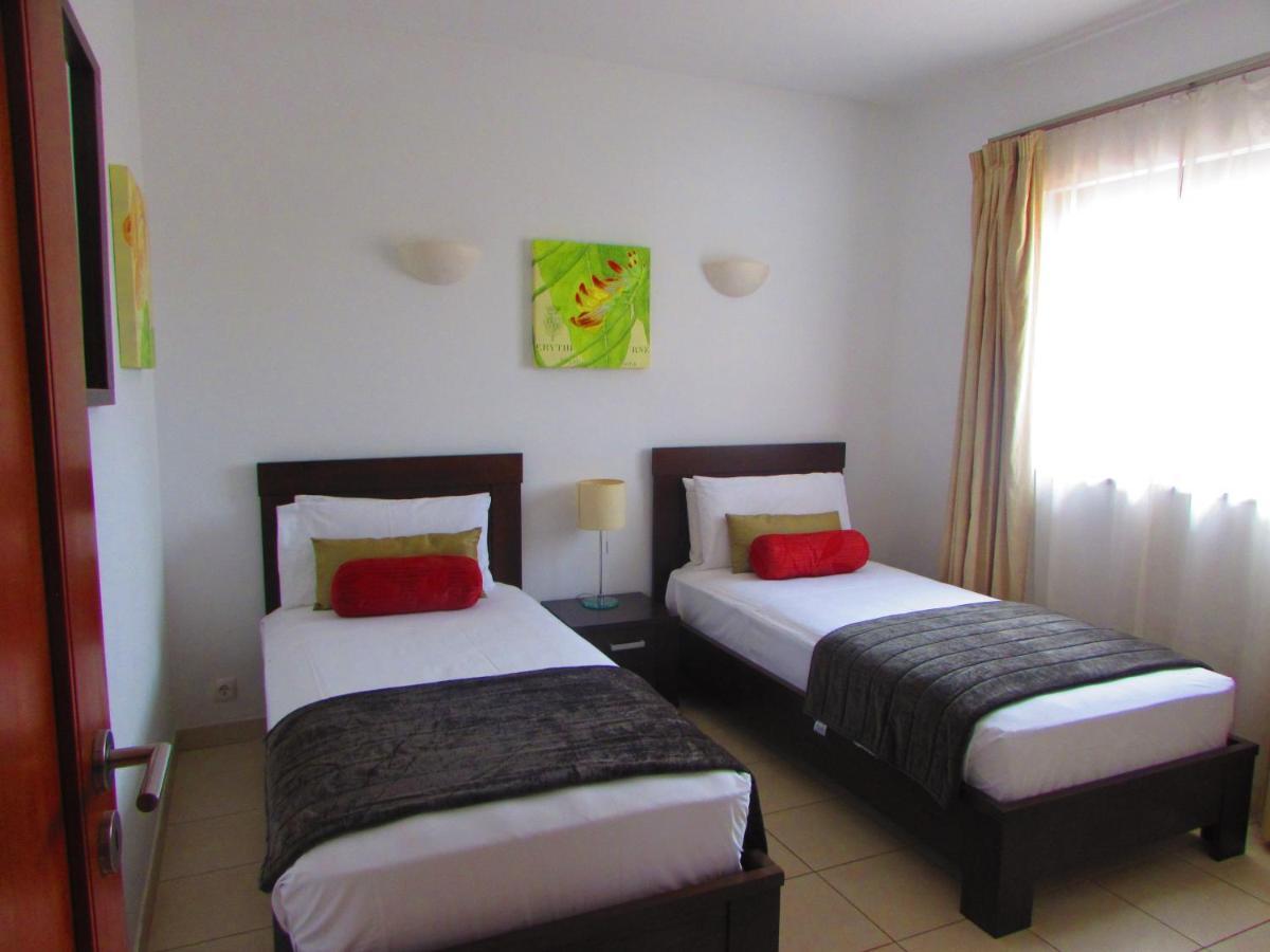 Tortuga Beach Village Private Apartments And Villas For Rent Санта-Мария Экстерьер фото