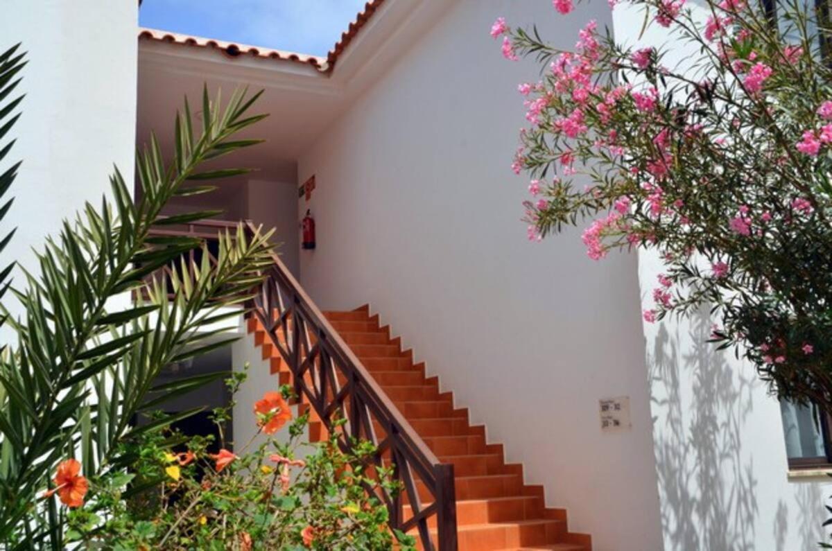 Tortuga Beach Village Private Apartments And Villas For Rent Санта-Мария Экстерьер фото