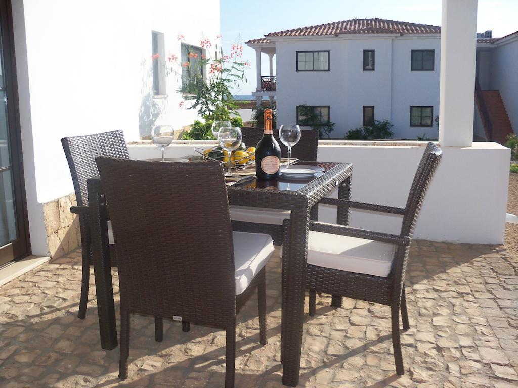 Tortuga Beach Village Private Apartments And Villas For Rent Санта-Мария Номер фото