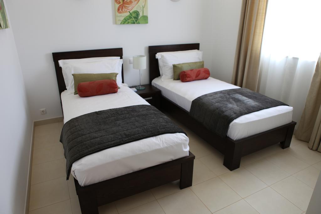 Tortuga Beach Village Private Apartments And Villas For Rent Санта-Мария Номер фото